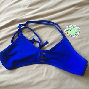 Jolyn Tomcat bikini top🫐